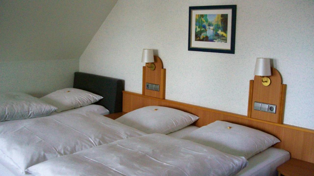Gasthaus Zum Baeren Gaestehaus Wittighausen Buitenkant foto