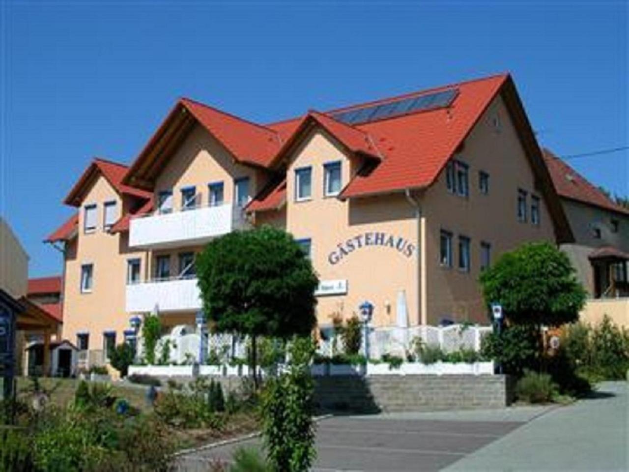 Gasthaus Zum Baeren Gaestehaus Wittighausen Buitenkant foto